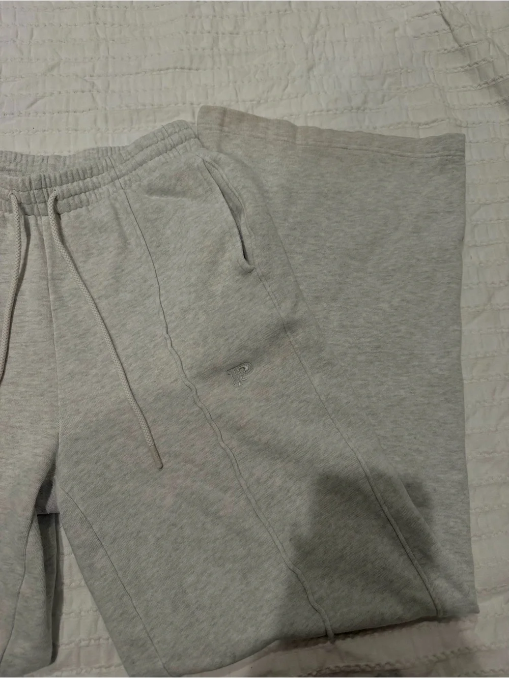 Victoria’s Secret pink women’s wide leg sweatpants